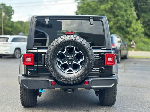 Used 2023 Jeep Wrangler Unlimited Rubicon 4xe w/ Cold Weather Group AWD/4WD image 6