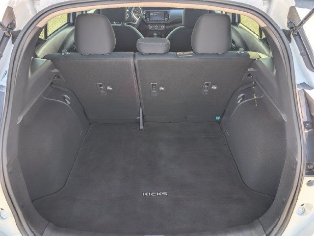 Used 2023 Nissan Kicks SV FWD image 16