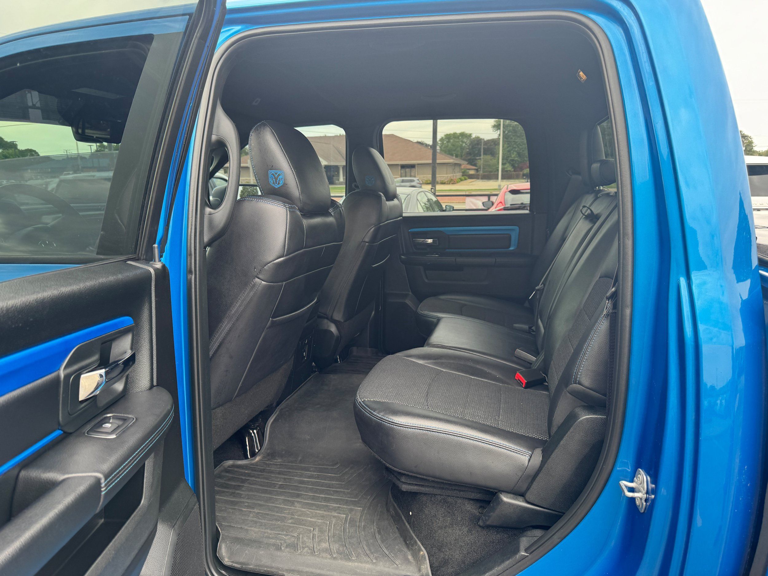 Used 2018 RAM 1500 Sport w/ Hydro Blue Sport Package AWD/4WD image 5