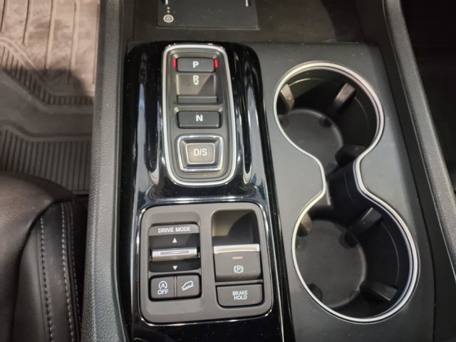 Certified 2024 Honda Pilot Touring image 18