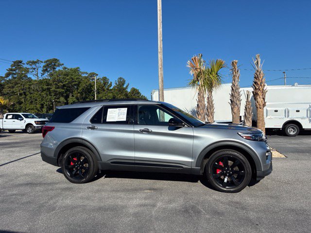 Certified 2024 Ford Explorer ST w/ Equipment Group 401A AWD/4WD image 2