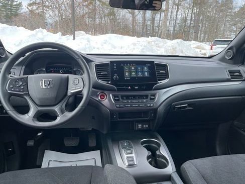 Used 2022 Honda Pilot Sport image 18