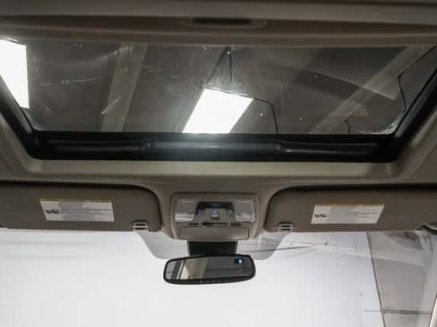 Certified 2019 Toyota Sienna XLE image 16