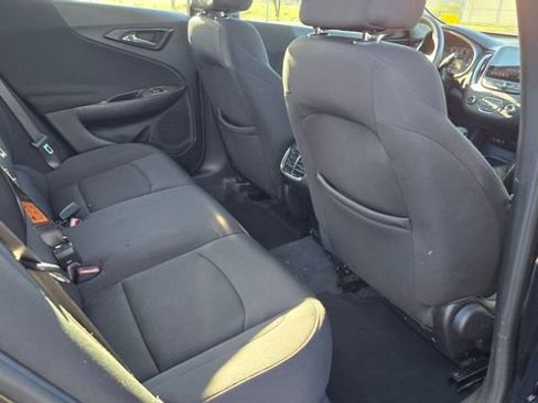 Used 2022 Chevrolet Malibu LT image 12