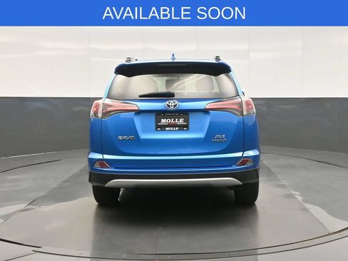 Used 2016 Toyota RAV4 XLE AWD/4WD image 6