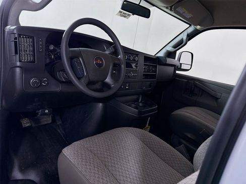 New 2026 GMC Savana 2500 w/ Driver Convenience Package RWD image 3
