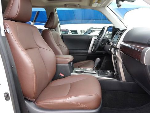 Used 2023 Toyota 4Runner Limited AWD/4WD image 10