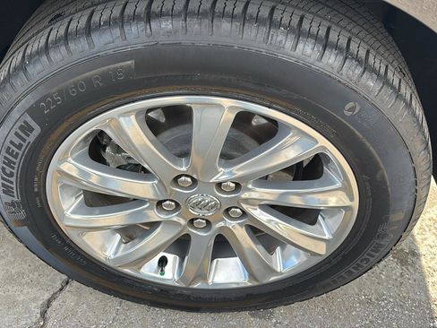 Used 2020 Buick Envision Essence image 11