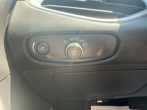 Used 2024 Chevrolet Malibu LT FWD image 28