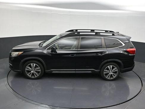Used 2019 Subaru Ascent Limited AWD/4WD image 16