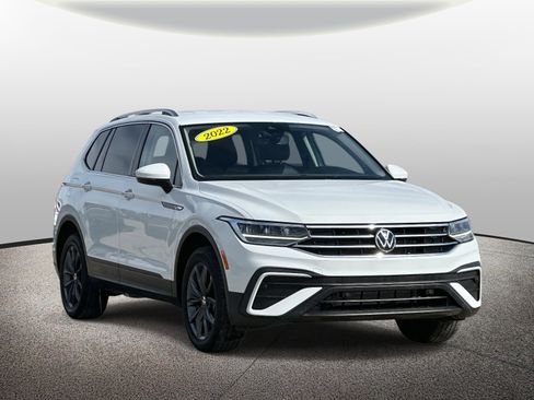 Used 2022 Volkswagen Tiguan SE image 7