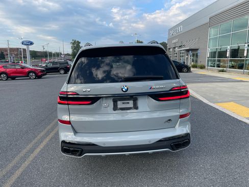 Used 2025 BMW X7 M60i AWD/4WD image 4