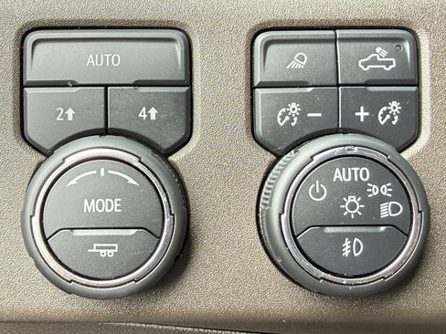 Used 2023 Chevrolet Silverado 1500 RST w/ Redline Edition image 36