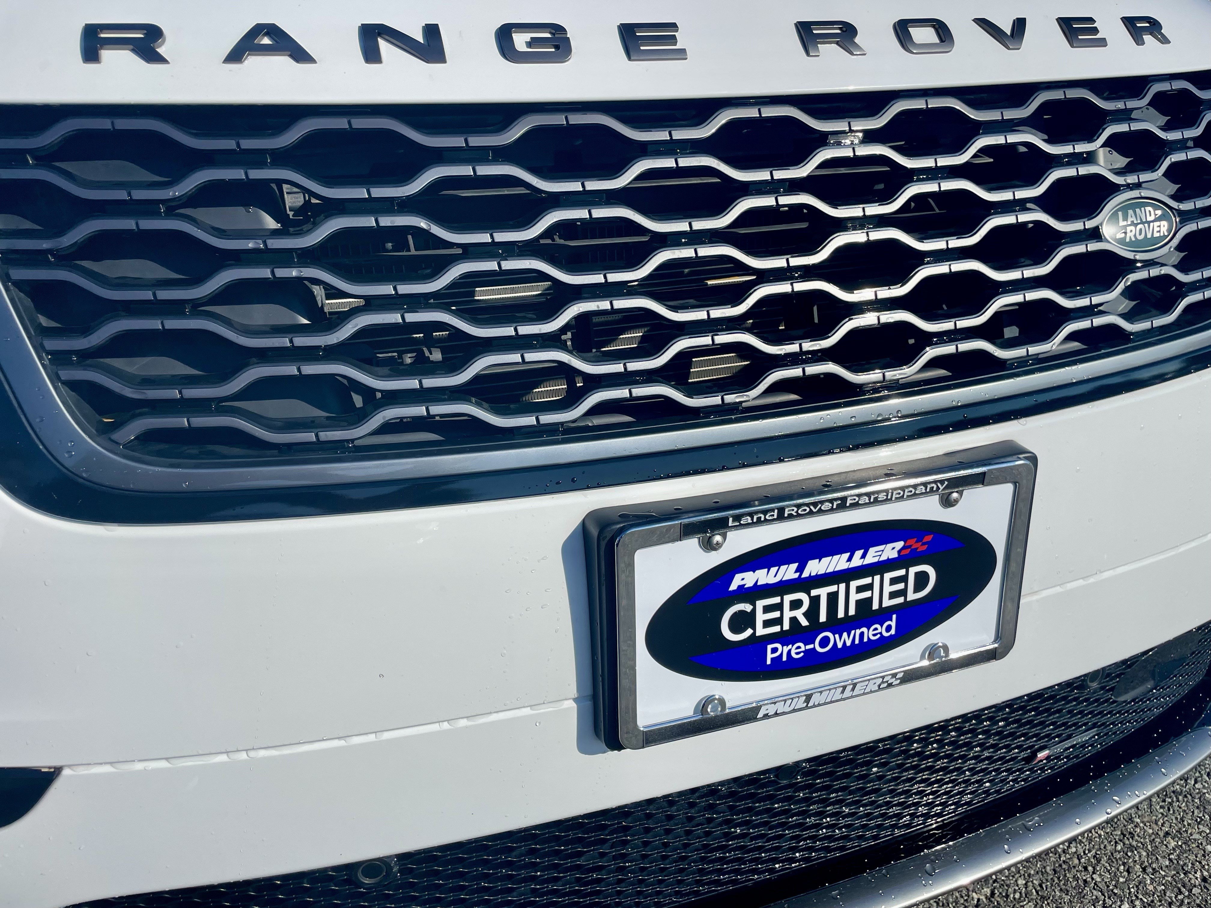 Used 2022 Land Rover Range Rover Velar R-Dynamic S AWD/4WD image 32