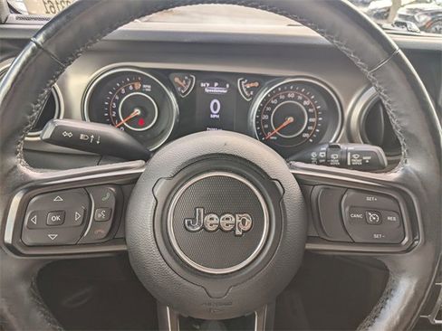 Used 2018 Jeep Wrangler Unlimited Sport S image 19