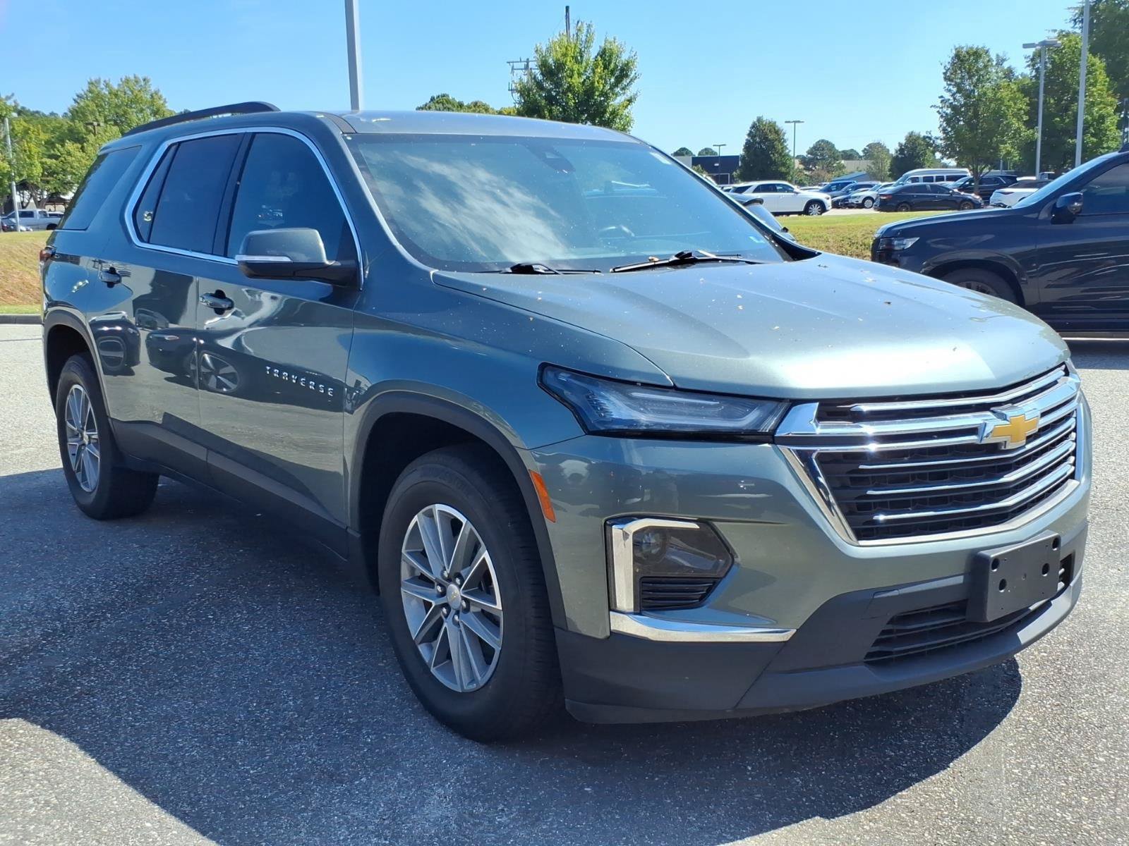 Used 2023 Chevrolet Traverse LT AWD/4WD image 5