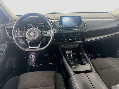 Used 2023 Nissan Rogue SV image 17