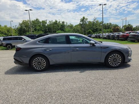 New 2026 Hyundai Sonata Limited FWD image 8
