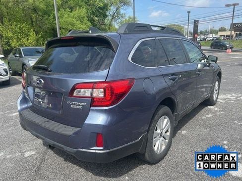 Used 2017 Subaru Outback 2.5i Premium AWD/4WD image 3