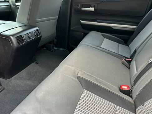 Used 2015 Toyota Tundra SR5 w/ SR5 Upgrade Package image 26