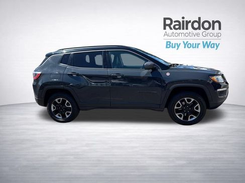 Used 2017 Jeep Compass Trailhawk w/ Leather Interior Group AWD/4WD image 8