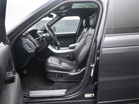 Used 2019 Land Rover Range Rover Sport HSE image 19