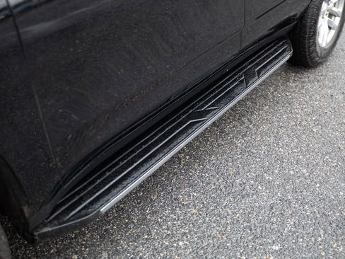 Used 2023 Chevrolet Tahoe LT image 10