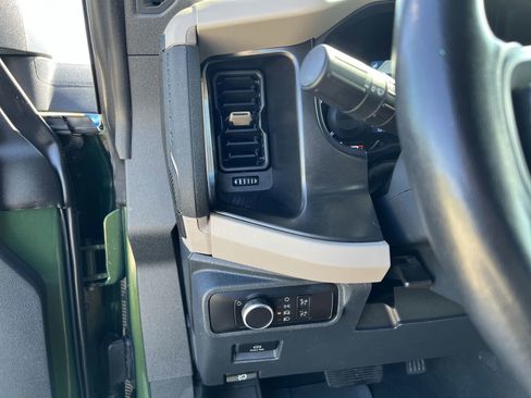 Used 2022 Ford Bronco Big Bend image 17