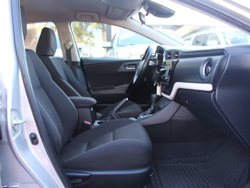 Used 2018 Toyota Corolla iM w/ Carpet Mat Package (TMS) FWD image 22