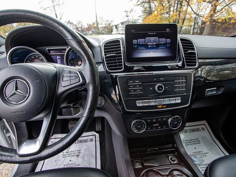 Used 2019 Mercedes-Benz GLS 450 4MATIC w/ Premium 1 Package image 14