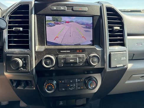 Used 2022 Ford F450 XLT AWD/4WD image 19