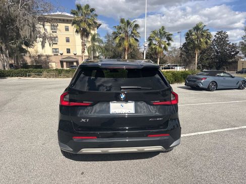 Certified 2025 BMW X1 xDrive28i w/ Technology Package image 5