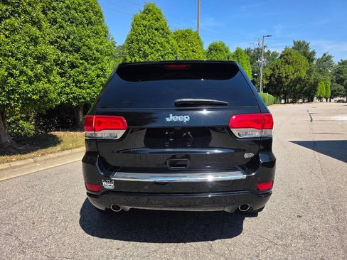 Used 2019 Jeep Grand Cherokee Overland RWD image 4