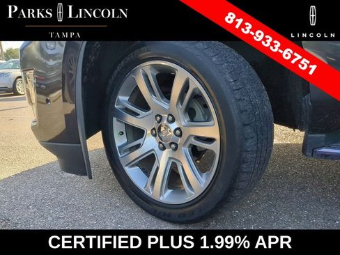 Used 2018 Cadillac Escalade Luxury AWD/4WD image 35
