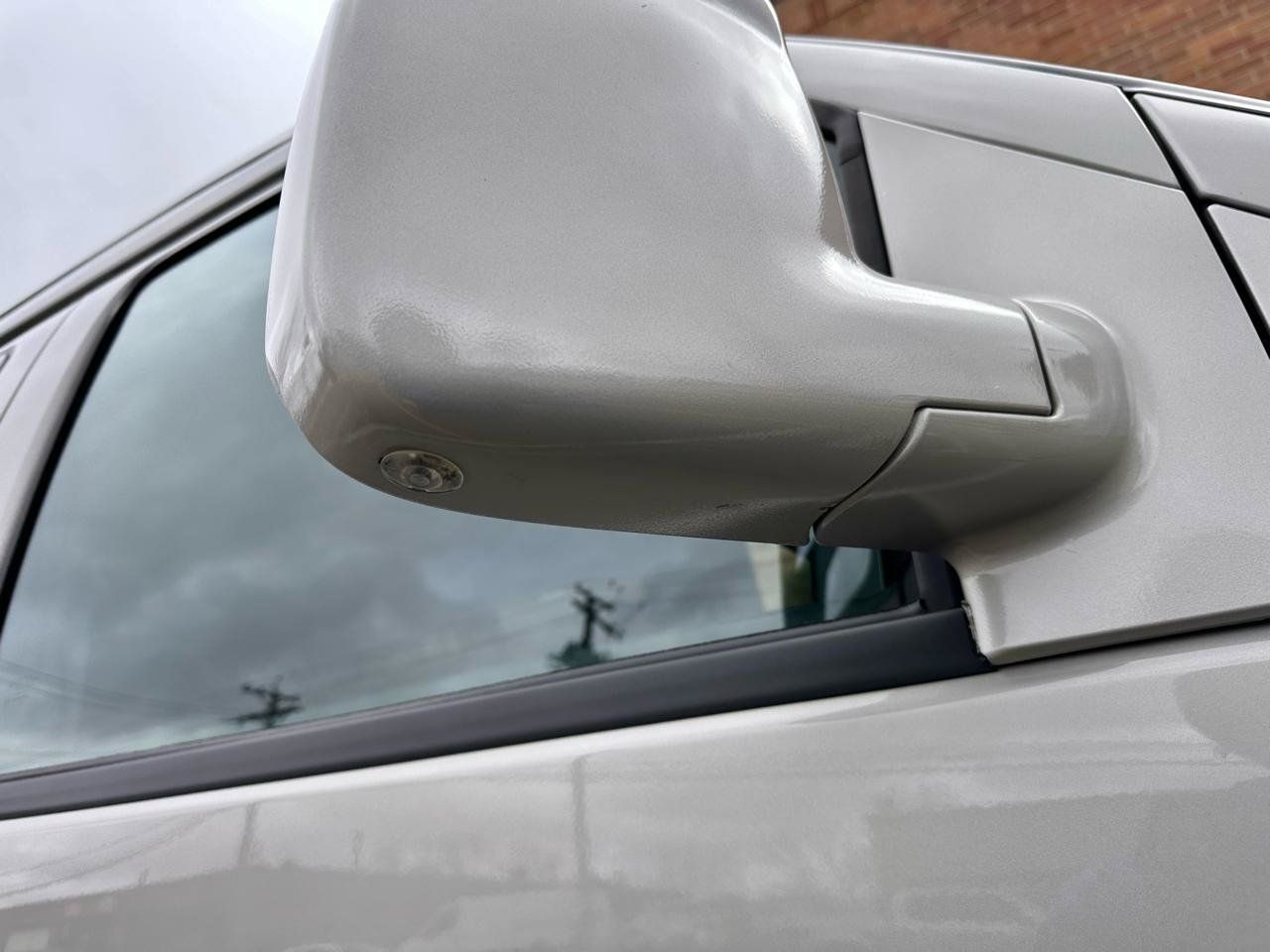 Used 2023 GMC Savana 2500 RWD image 28