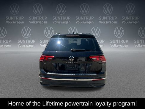 Used 2023 Volkswagen Tiguan SE FWD image 5