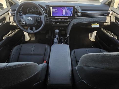 New 2026 Toyota Camry XLE image 32