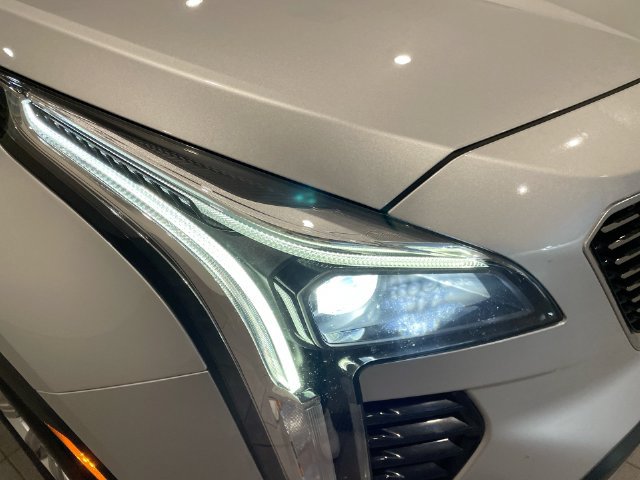 Used 2019 Cadillac XT4 Premium Luxury w/ Enhanced Visibility Package AWD/4WD image 11