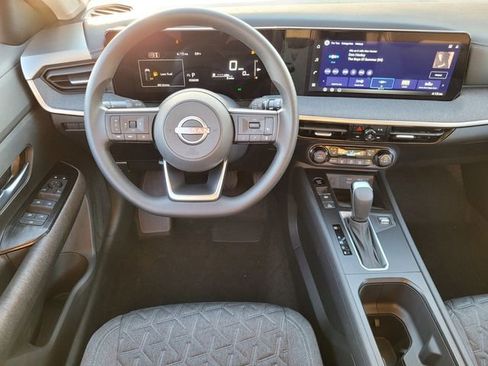 New 2026 Nissan Kicks SV w/ SV Premium Package FWD image 13