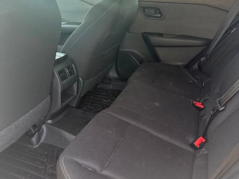 Used 2023 Nissan Rogue S AWD/4WD image 15
