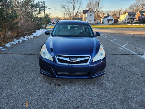 Used 2011 Subaru Legacy 2.5i Premium image 4