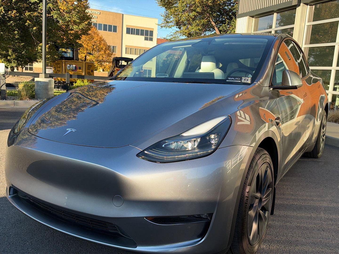 Used 2024 Tesla Model Y Long Range AWD/4WD image 4