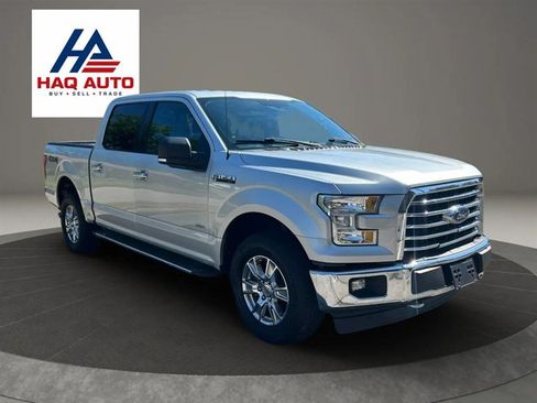 Used 2017 Ford F150 XLT w/ Equipment Group 302A Luxury AWD/4WD image 3