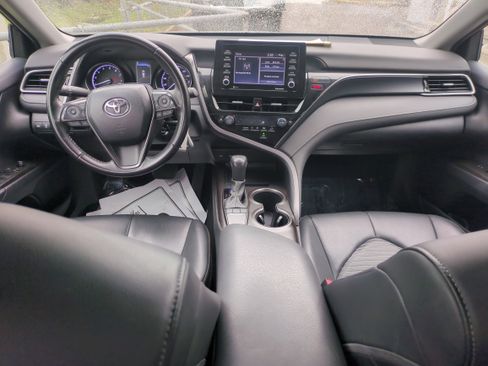 Used 2023 Toyota Camry SE image 16
