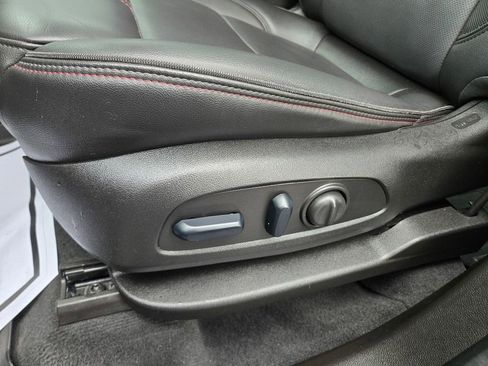 Used 2023 Chevrolet Traverse RS w/ LPO, Floor Liner Package image 30