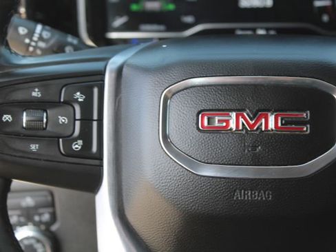 Used 2024 GMC Sierra 1500 SLE image 22