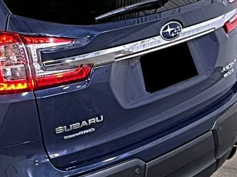 Used 2024 Subaru Ascent Limited w/ Technology Package AWD/4WD image 12