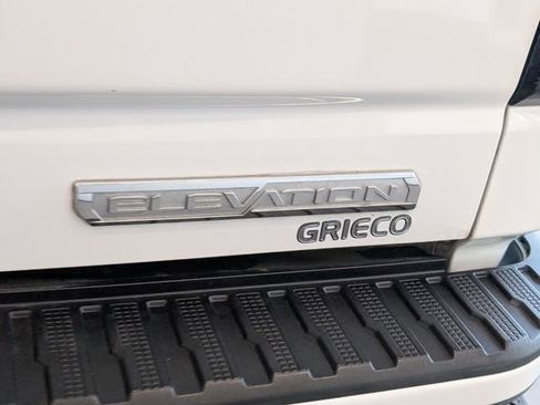 Used 2022 GMC Sierra 1500 Elevation image 14