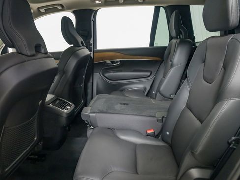 Used 2024 Volvo XC90 B5 Plus image 22