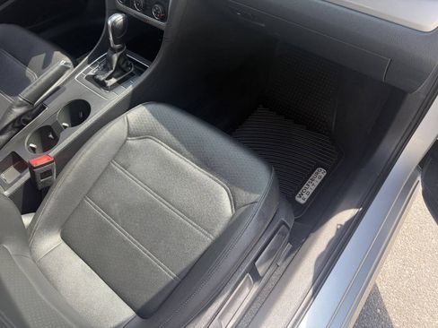 Used 2014 Volkswagen Passat 1.8T Wolfsburg Edition FWD image 24